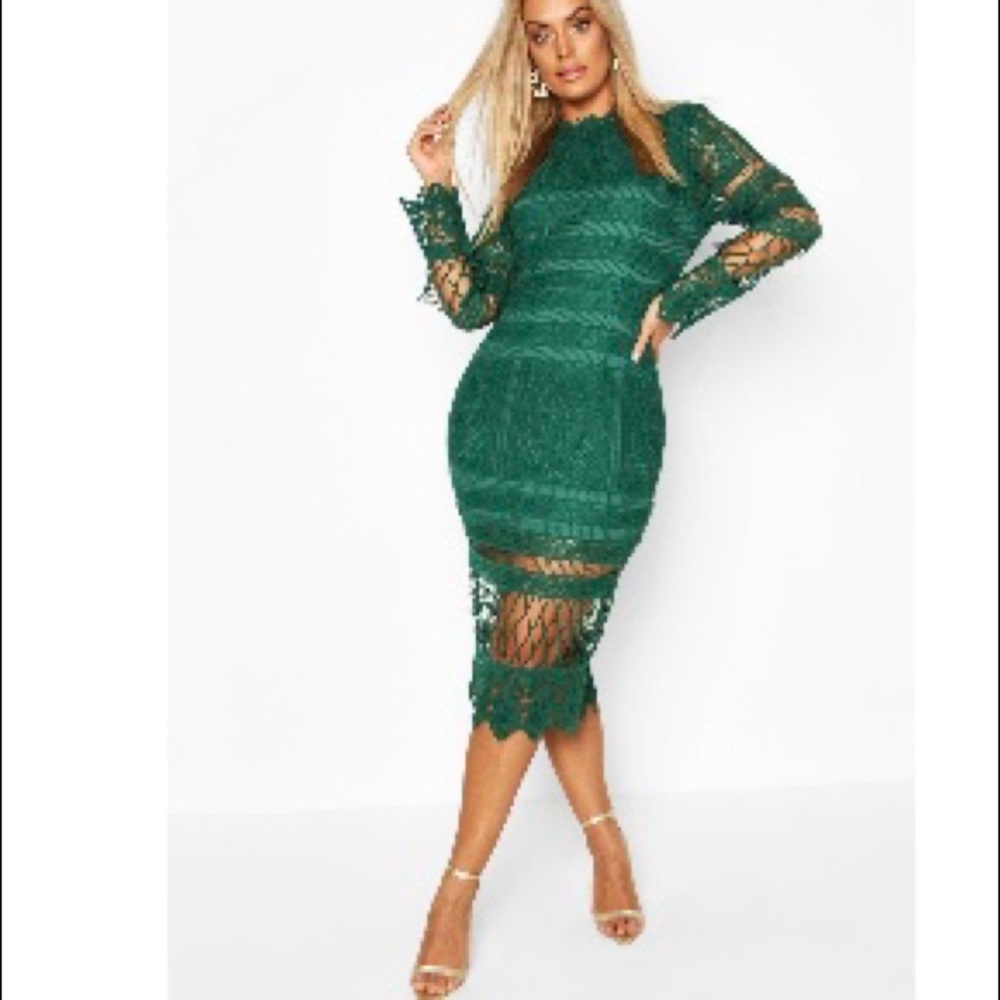 Plus lace paneled midi dress